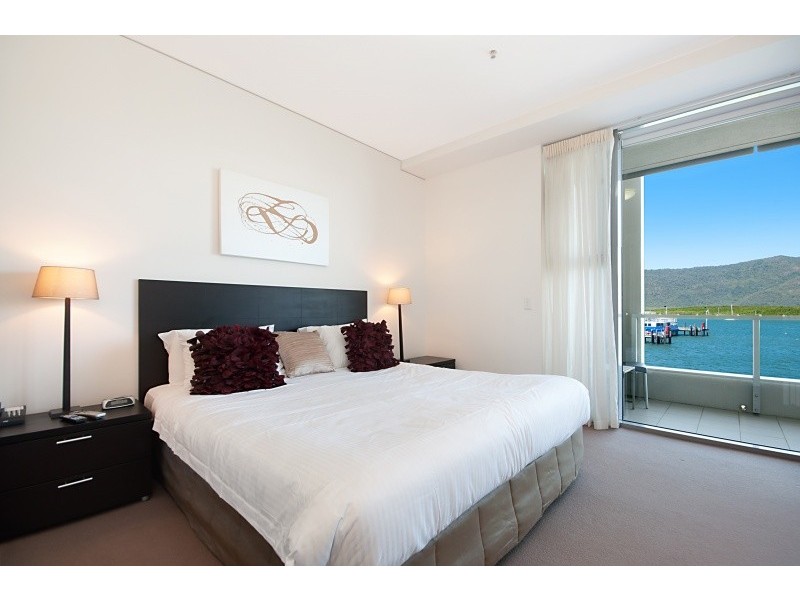 Unit 206/1 Marlin Parade, Cairns City QLD 4870
