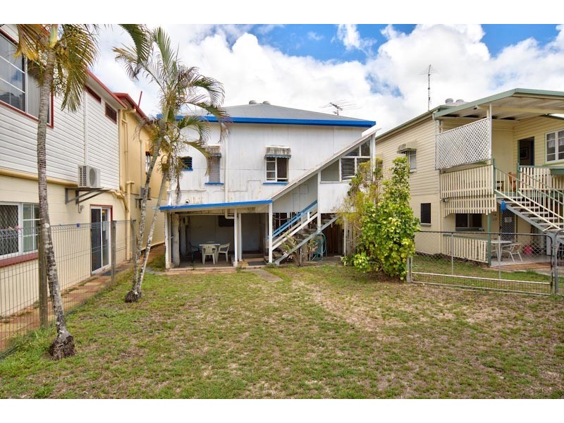 17 Victoria Street, Parramatta Park QLD 4870