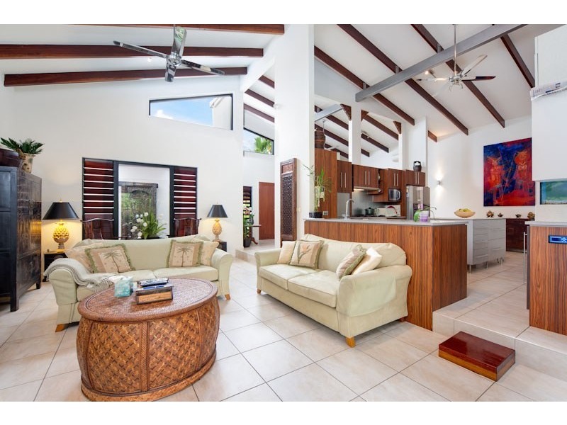84 Cedar Road, Palm Cove QLD 4879