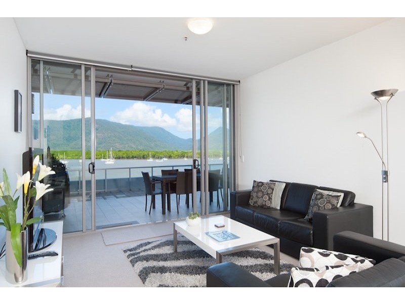 Unit 2/1 Marlin Parade, Cairns City QLD 4870