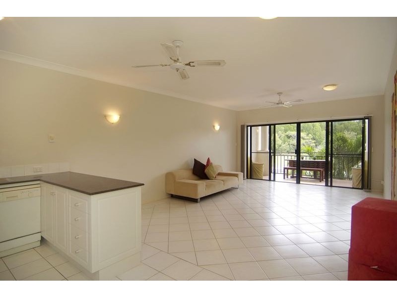 Unit 22/293 The Esplanade, Cairns QLD 4870