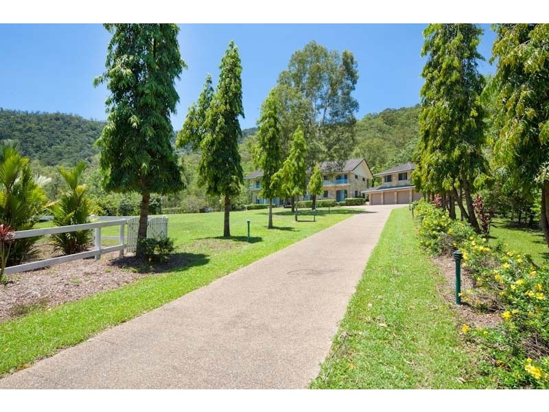 15 James Cook Drive, Kewarra Beach QLD 4879