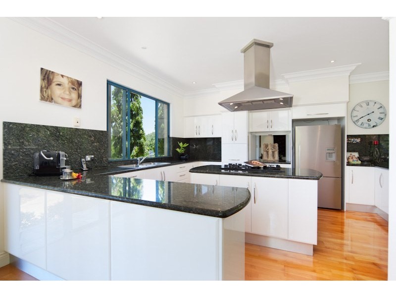 15 James Cook Drive, Kewarra Beach QLD 4879