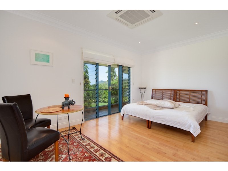 15 James Cook Drive, Kewarra Beach QLD 4879