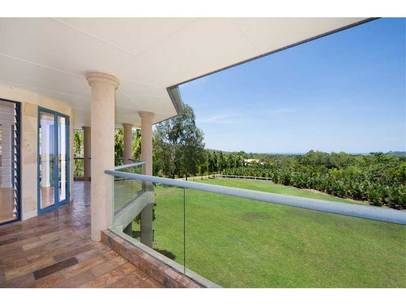 15 James Cook Drive, Kewarra Beach QLD 4879