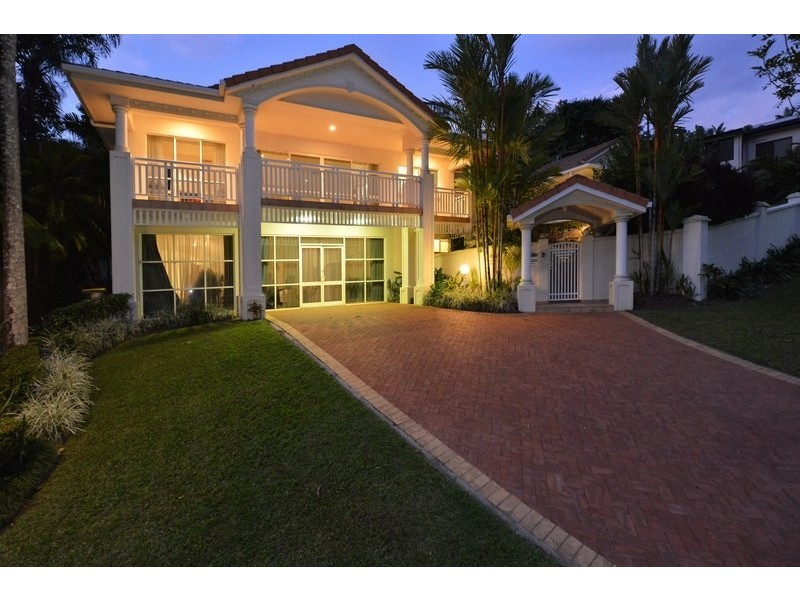 1 East Parkridge Drive, Brinsmead QLD 4870