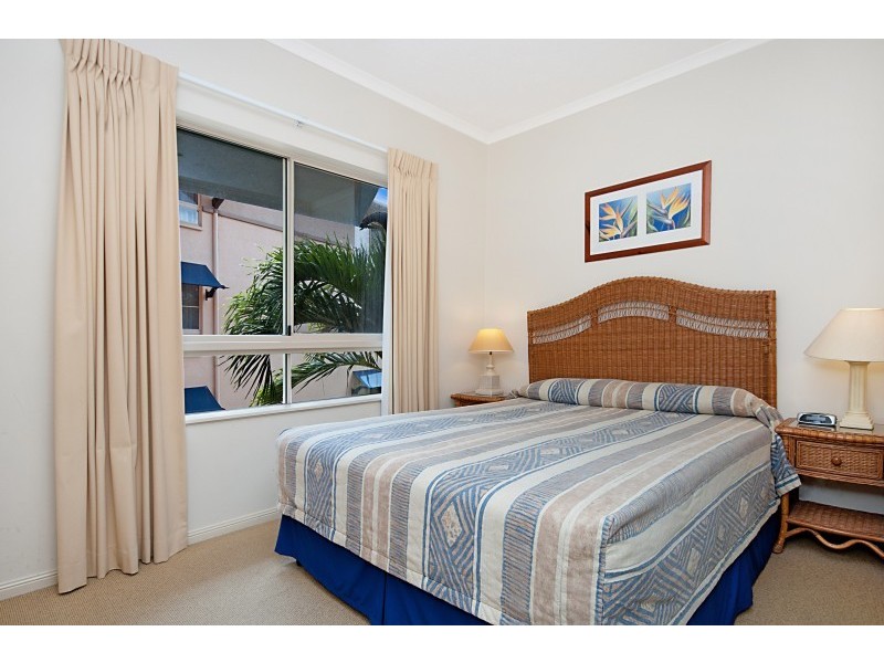 Unit 1614/2 Greenslopes Street, North Cairns QLD 4870