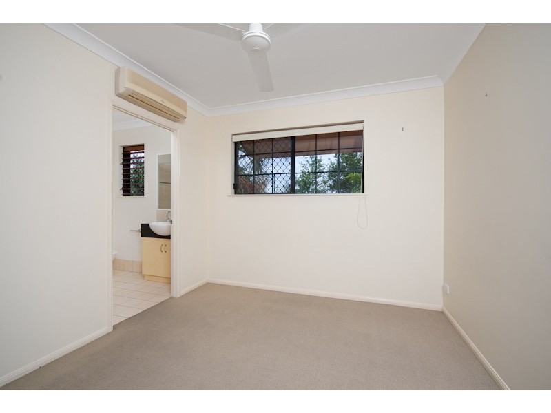 Unit 15/11-19 Stratford Parade, Stratford QLD 4870