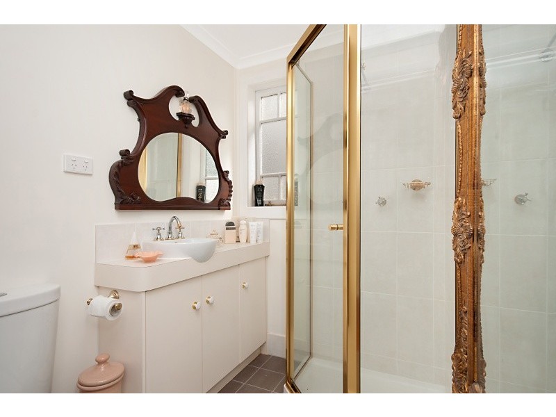 325 Lake Street, Cairns North QLD 4870