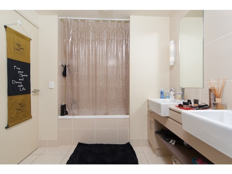 Unit 227/12 Gregory Street, Cairns QLD 4870
