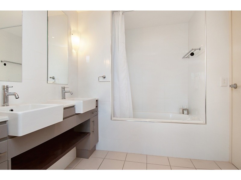 Unit 615/12 Gregory Street, Cairns QLD 4870