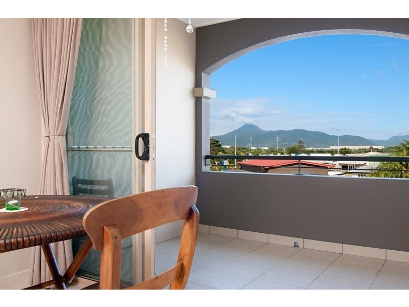 Unit 615/12 Gregory Street, Cairns QLD 4870
