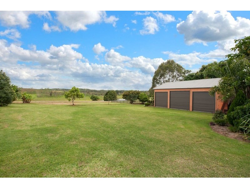 Lot 221 /  Pelican Road, Tinaroo QLD 4872