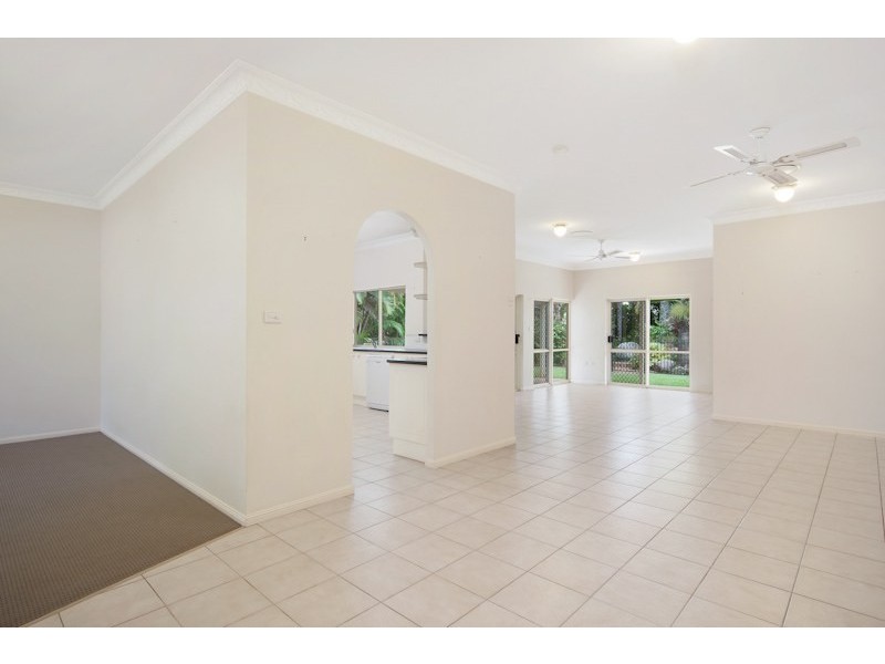 90 Jungara Road, Redlynch QLD 4870