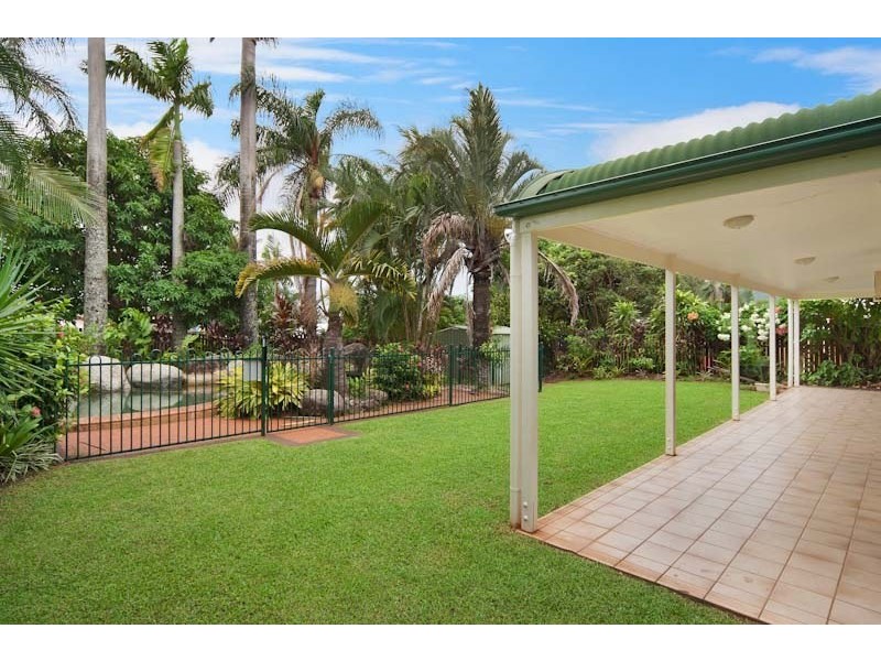90 Jungara Road, Redlynch QLD 4870