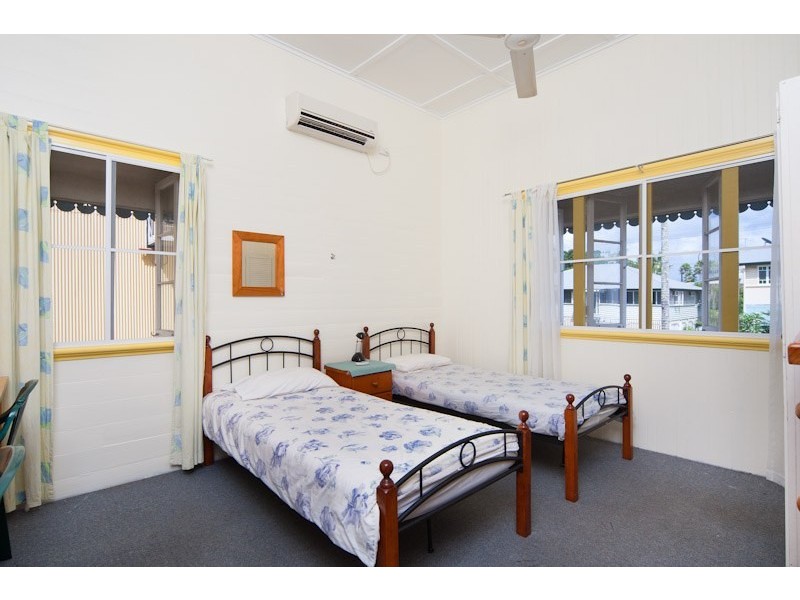 17 Victoria Street, Parramatta Park QLD 4870