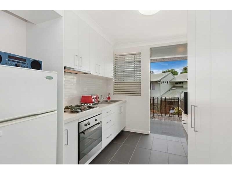 Unit 8/2 Kidston Street, Cairns QLD 4870