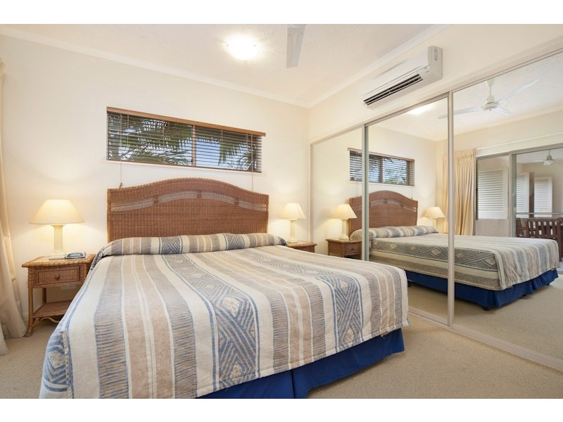 Unit 1618/2 Greenslopes Street, Cairns North QLD 4870