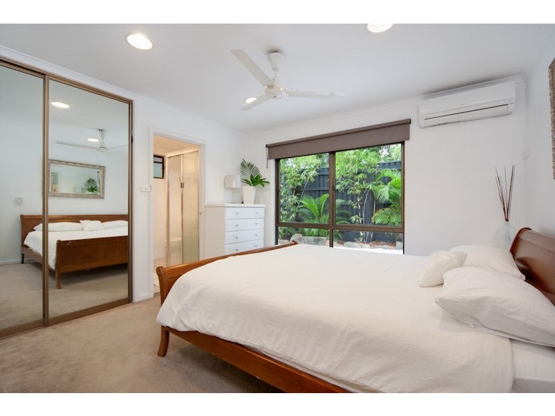 1 View Street, Brinsmead QLD 4870