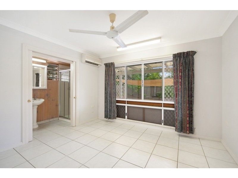 18 Cayley Street, Trinity Beach QLD 4879