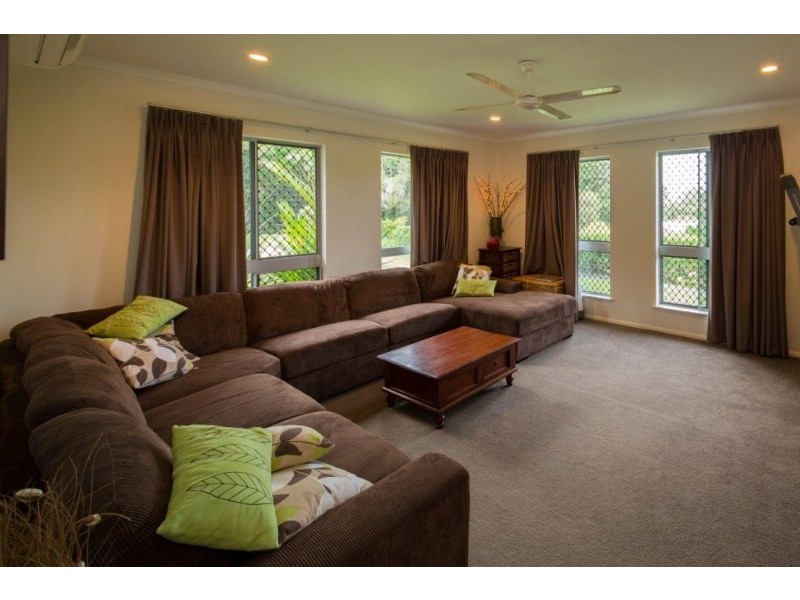 13B Moowooga Street, Earlville QLD 4870