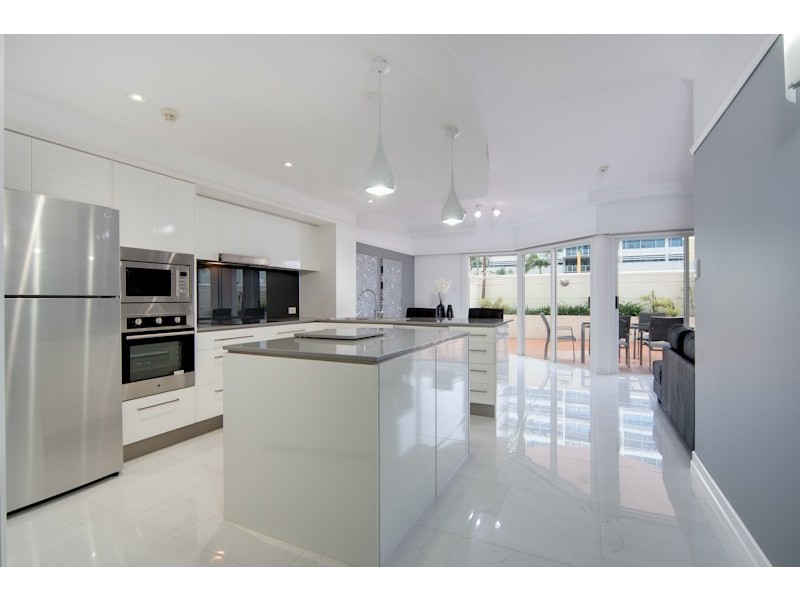 Unit 4/73 Spence Street, Cairns City QLD 4870