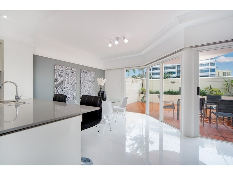 Unit 4/73 Spence Street, Cairns City QLD 4870