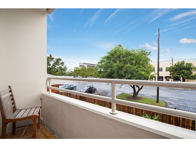 Unit 322/175 Lake Street, Cairns QLD 4870