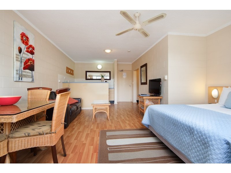Unit 322/175 Lake Street, Cairns QLD 4870