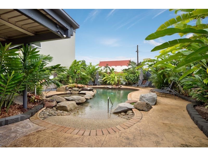 Unit 322/175 Lake Street, Cairns QLD 4870