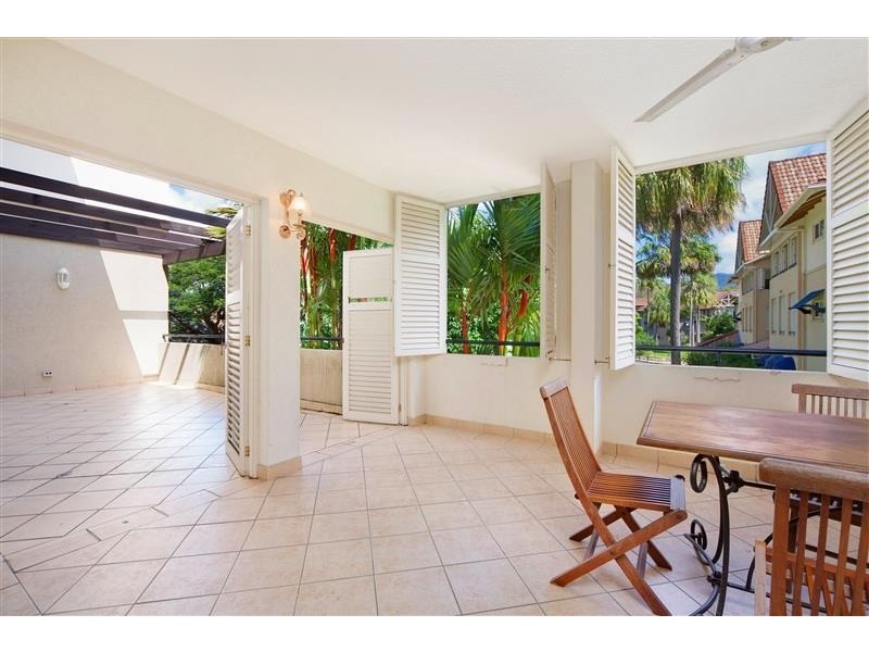 Unit 309/2 Greenslopes Street, Cairns North QLD 4870