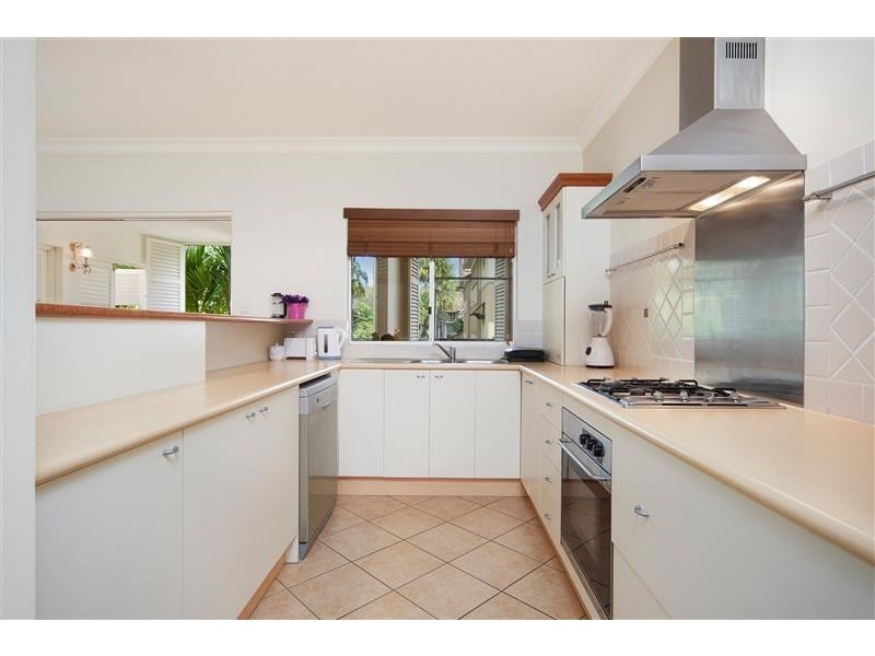 Unit 309/2 Greenslopes Street, Cairns North QLD 4870