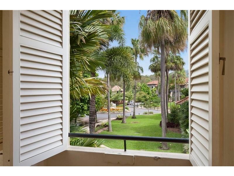 Unit 309/2 Greenslopes Street, Cairns North QLD 4870