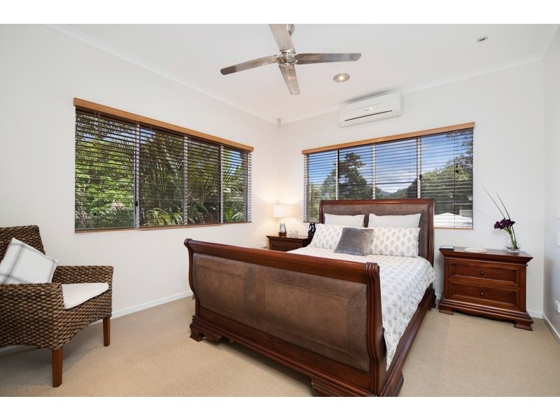 32 Hutchinson Street, Edge Hill QLD 4870