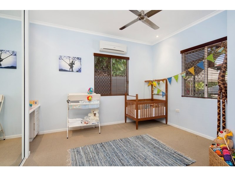 32 Hutchinson Street, Edge Hill QLD 4870