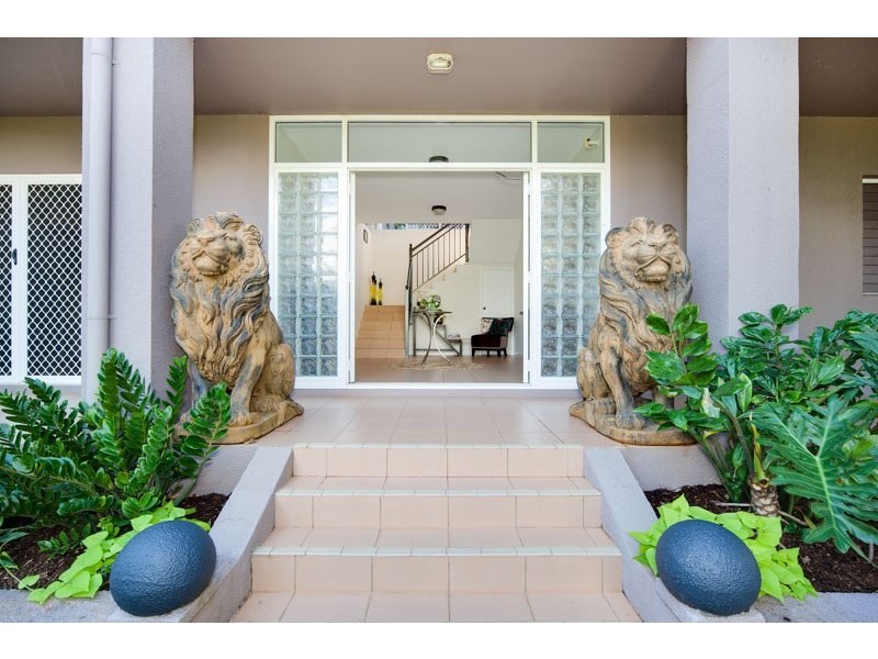 32 Hutchinson Street, Edge Hill QLD 4870