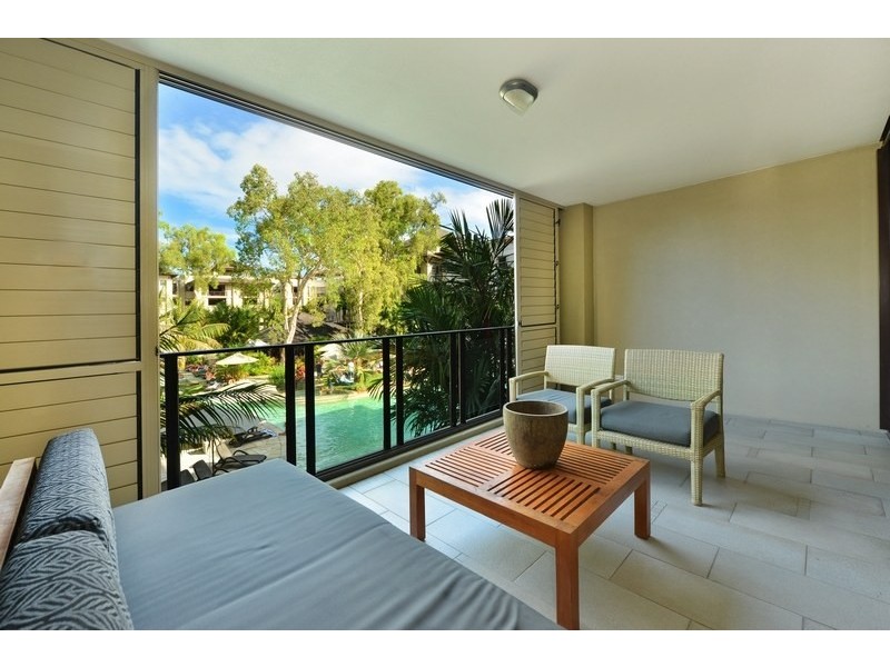 1 Triton Street, Palm Cove QLD 4879