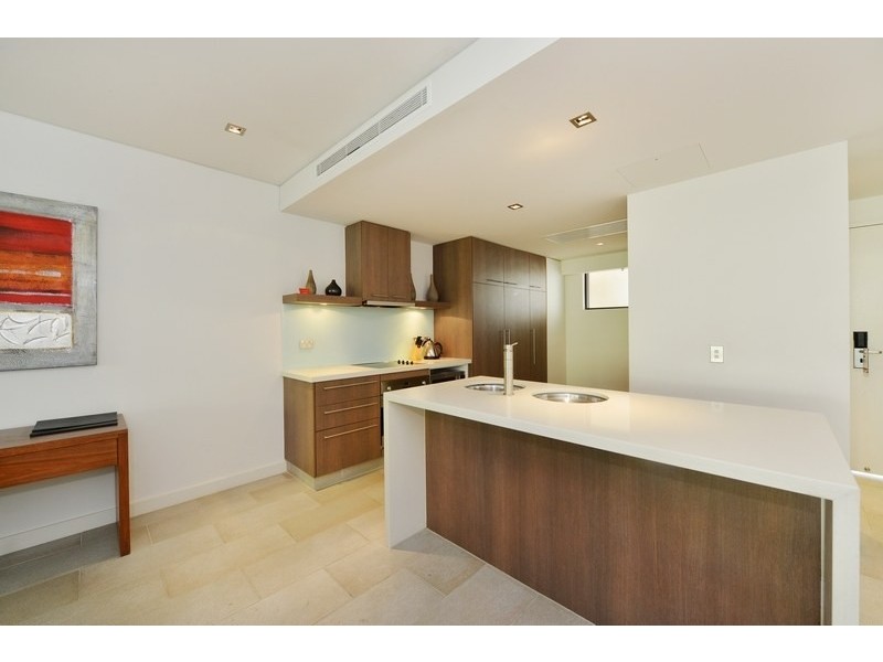 1 Triton Street, Palm Cove QLD 4879