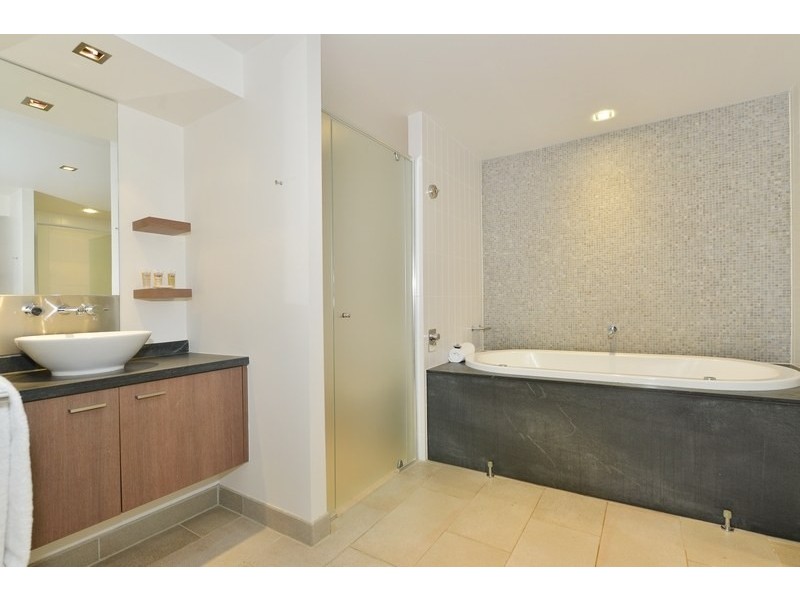 1 Triton Street, Palm Cove QLD 4879