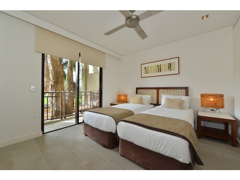 1 Triton Street, Palm Cove QLD 4879