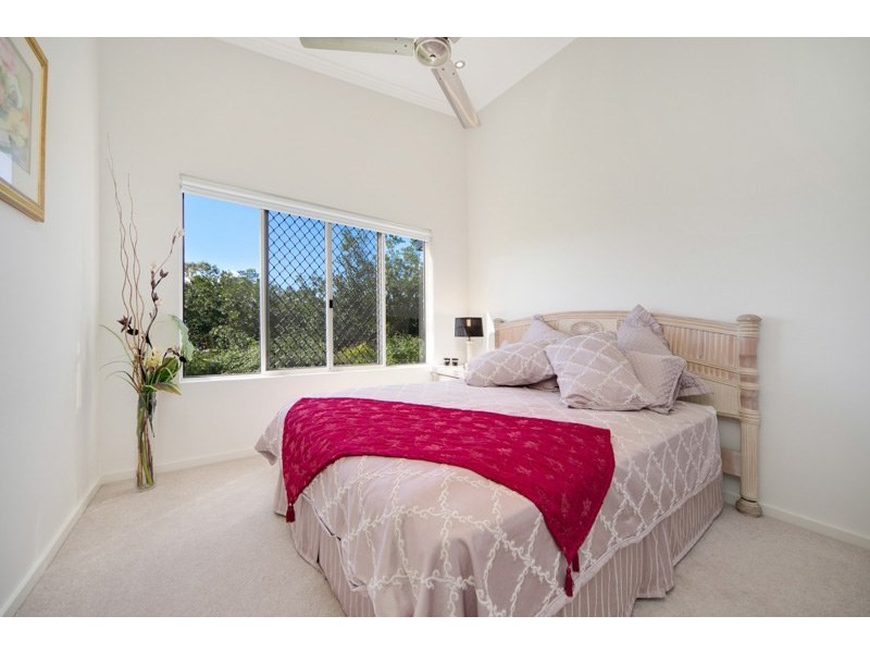 2 Carmelo Close, Whitfield QLD 4870