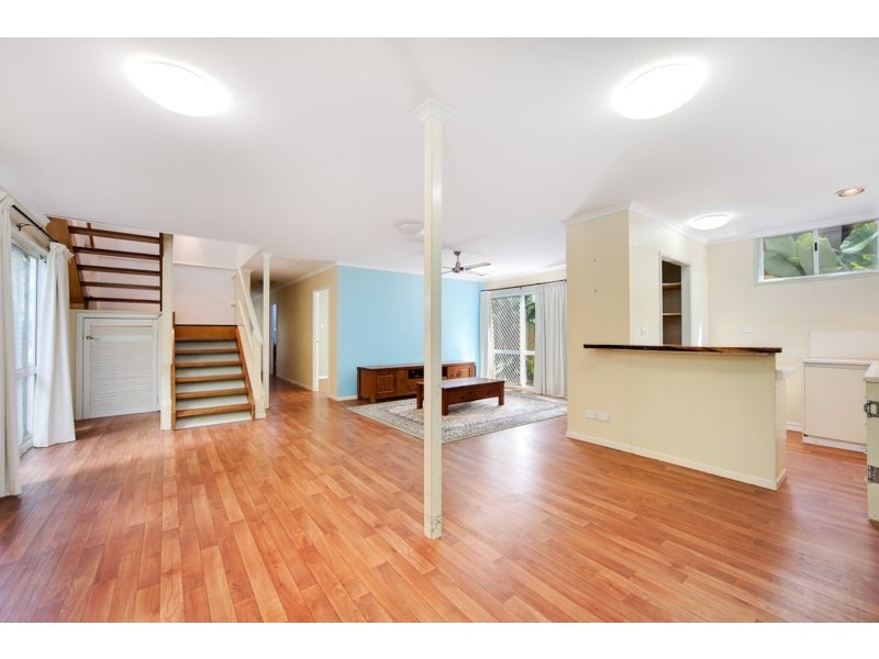 50 Marshall Street, Machans Beach QLD 4878