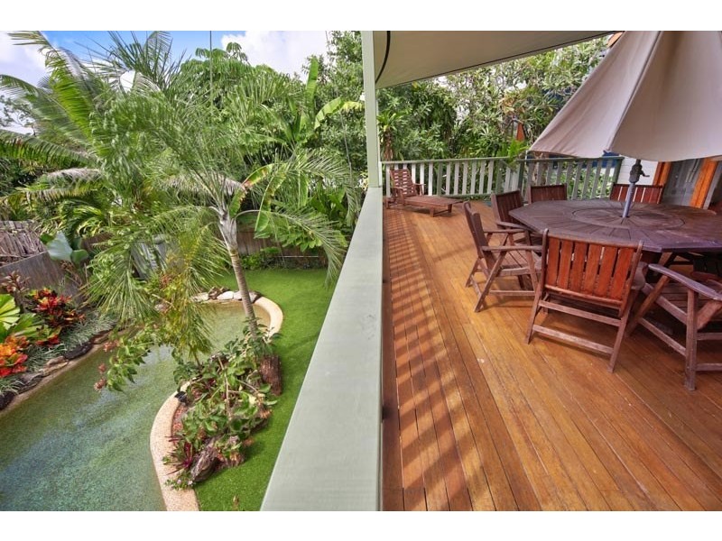 50 Marshall Street, Machans Beach QLD 4878