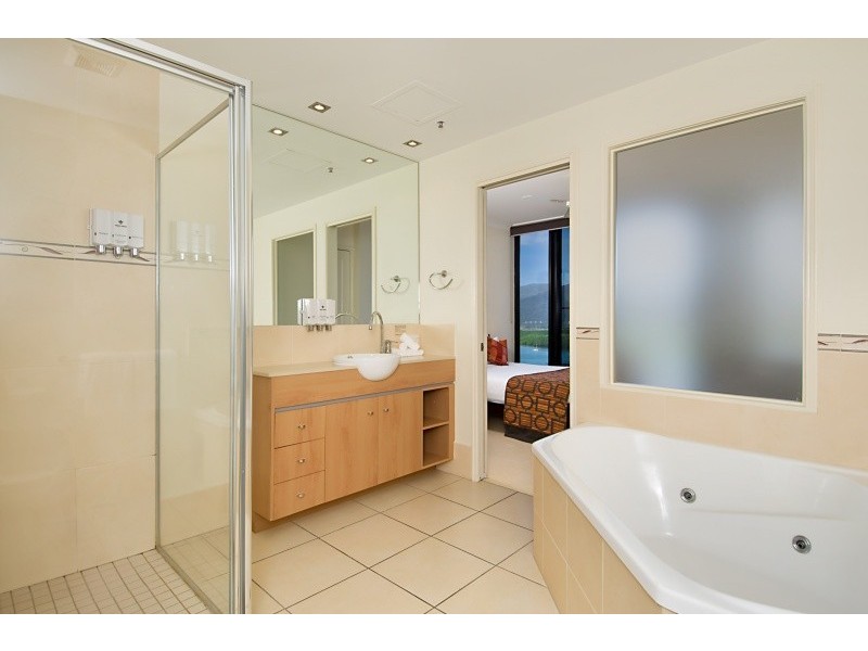 Unit 1502/25 Wharf Street, Cairns City QLD 4870