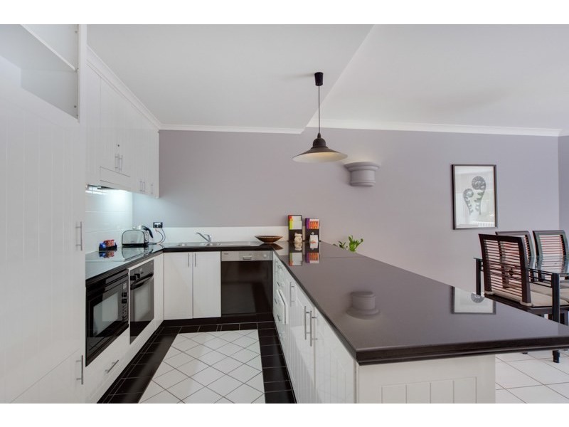 Unit 42/9 Veivers Road, Palm Cove QLD 4879