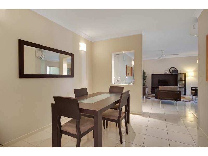 Unit 510/12 Gregory Street, Westcourt QLD 4870