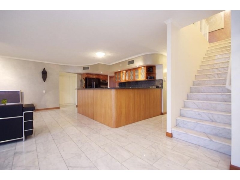 Unit 902/73 The Esplanade, Cairns City QLD 4870