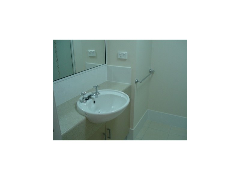 Unit 12/376-382 Severin Street, Parramatta Park QLD 4870