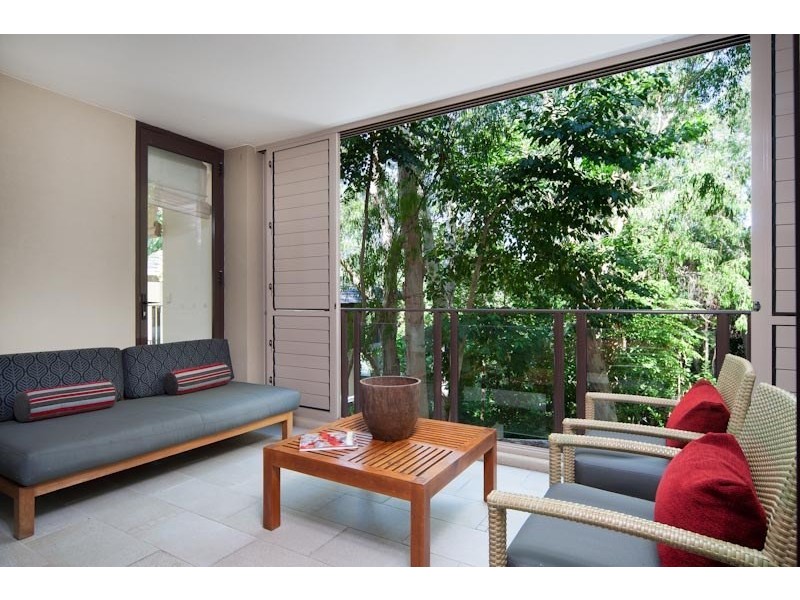 Unit 212/5 Triton Street, Palm Cove QLD 4879