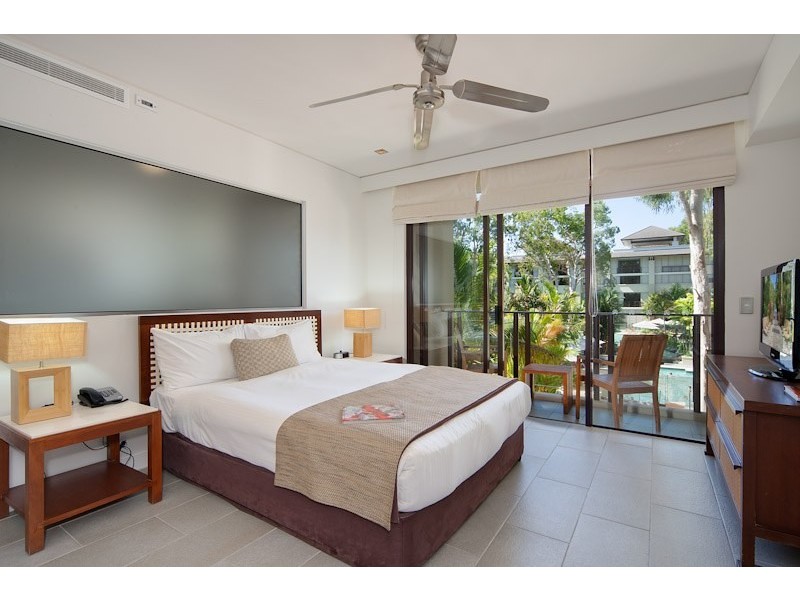Unit 212/5 Triton Street, Palm Cove QLD 4879